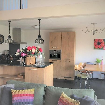 Charming Holiday Home By The Beach With Sauna Bubble Bath And Sunbed Julianadorp Bagian luar foto